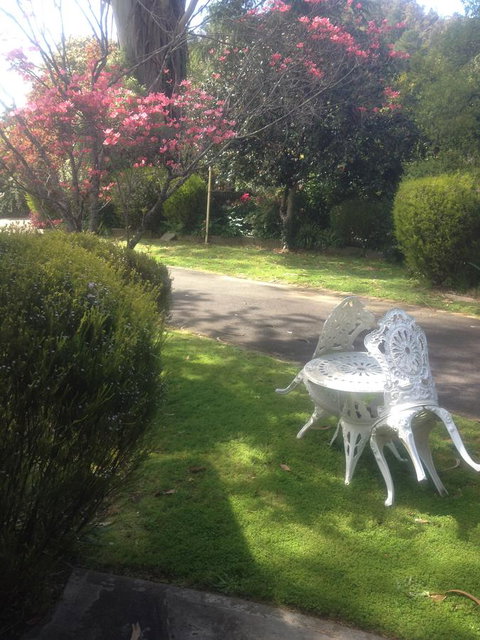 Viewhill Holiday Units - Accommodation VIC 1