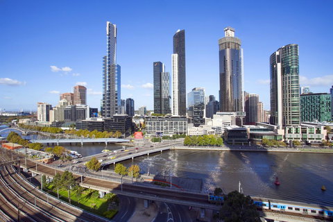 Clarion Suites Gateway - Accommodation VIC 22