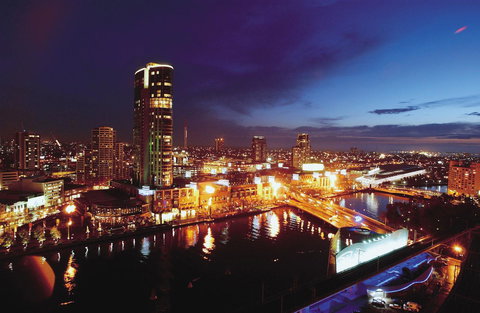 Clarion Suites Gateway - Accommodation VIC 21