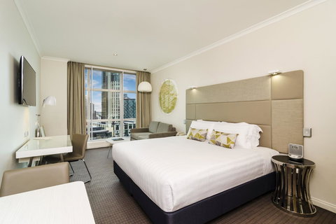 Clarion Suites Gateway - Accommodation VIC 11