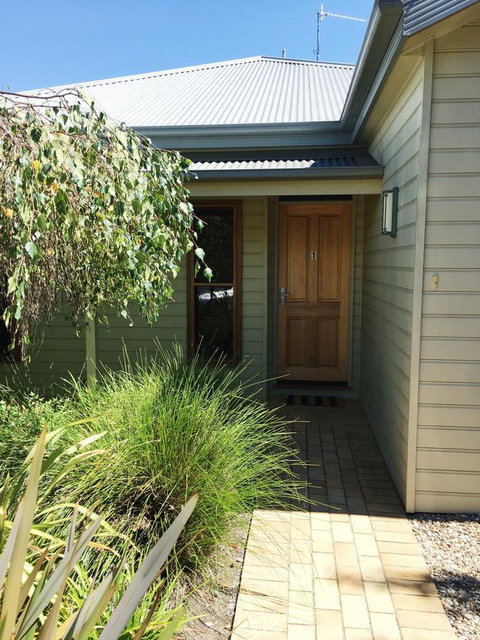 Luxury Abalina Cottages - Accommodation VIC 36