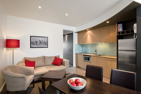 The Waves Apartments - Accommodation VIC 2