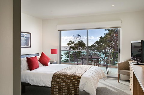 The Waves Apartments - Accommodation VIC 0