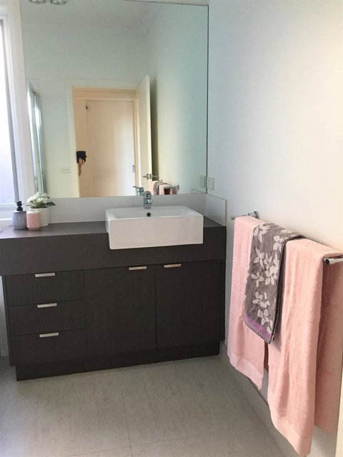 Tamara Temptation - Accommodation VIC 15