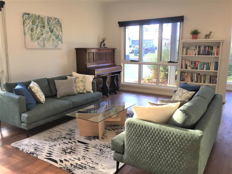 Tamara Temptation - Accommodation VIC 8