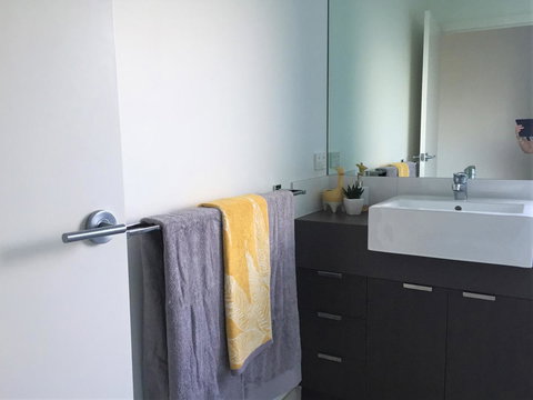 Tamara Temptation - Accommodation VIC 11