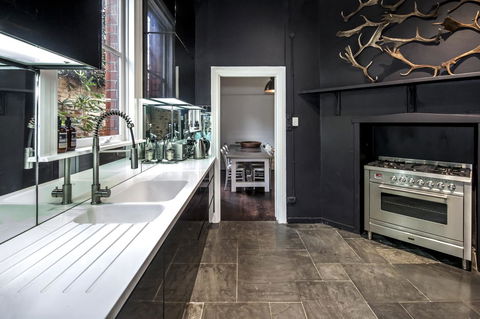 Lascelles Ballarat - Accommodation VIC 13