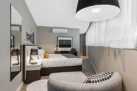 Peppers Docklands - Accommodation VIC 14