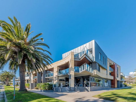 C-Scape Water Front Apartment - Accommodation VIC 9