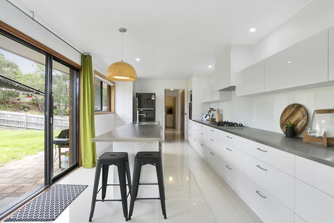 Fairhills - NEW LISTING, Beautifully Styled - Accommodation VIC 0