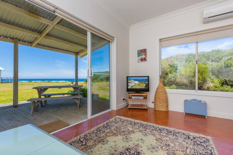 Cottages For Couples - Accommodation VIC 21