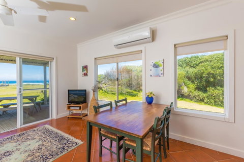 Cottages For Couples - Accommodation VIC 20