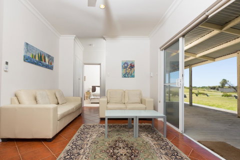 Cottages For Couples - Accommodation VIC 28