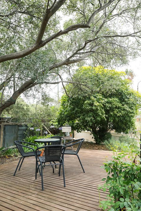Miss Pym's Cottage - Accommodation VIC 5