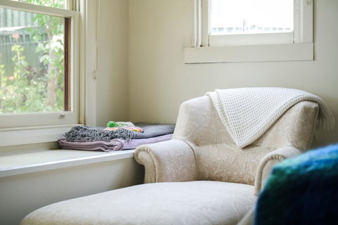 Miss Pym's Cottage - Accommodation VIC 13
