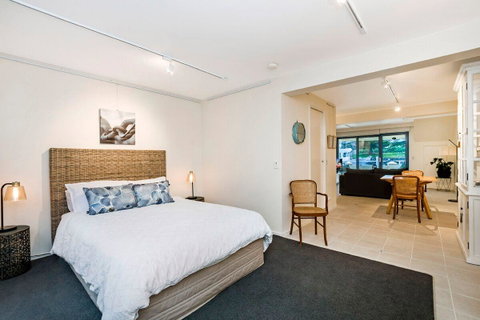 The Waterfront Apartment - Accommodation VIC 5