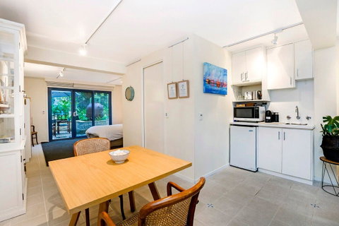 The Waterfront Apartment - Accommodation VIC 8