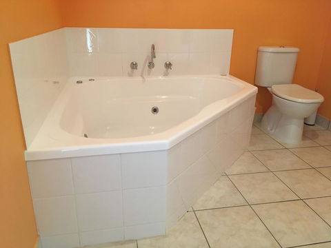 Lakeside At Mallacoota - Accommodation VIC 30
