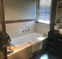 The Booville Hotel - Accommodation VIC