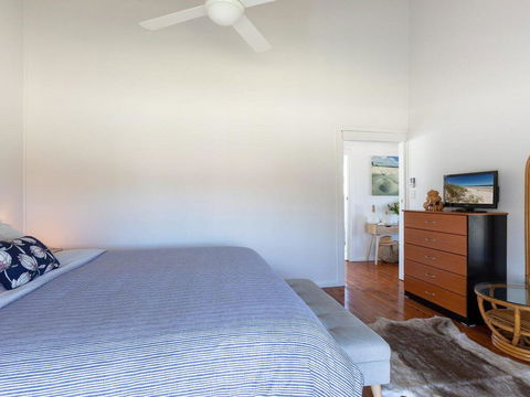 The Chalet At Callala Beach - Beach House Character - Accommodation VIC 2