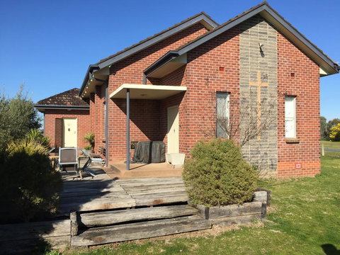 The Church Retreat - Accommodation VIC 0