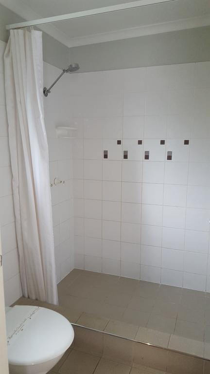 The Commercial Hotel Motel - Accommodation VIC 3