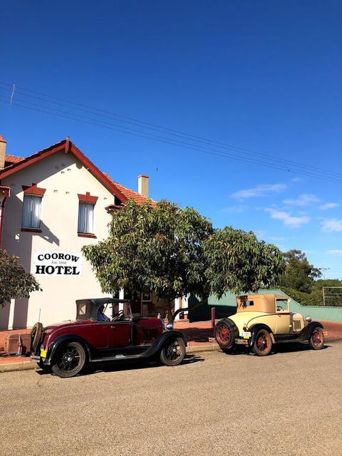The Coorow Hotel - Accommodation VIC 2