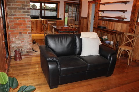 The Cottage - Accommodation VIC 2