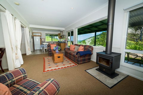 The Cottage At The Bryn At Tilba - Accommodation VIC 3