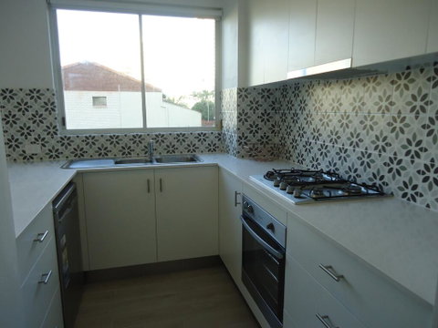 The Crest Apartments - Accommodation VIC 3