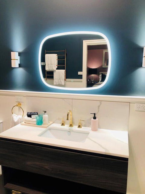 The Dudley Boutique Hotel - Accommodation VIC 3