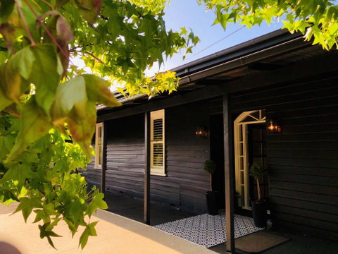 The Dudley Boutique Hotel - Accommodation VIC 1