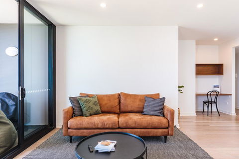 The Edge - Luxurious Waterfront Apartment - Accommodation VIC 1