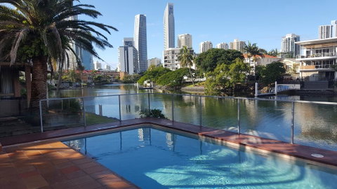 The Emerald Surfers Paradise - Accommodation VIC 0