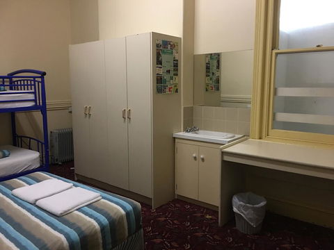 The Formby Hotel - Accommodation VIC 1