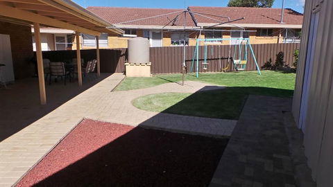 The Garden House - Accommodation VIC 2