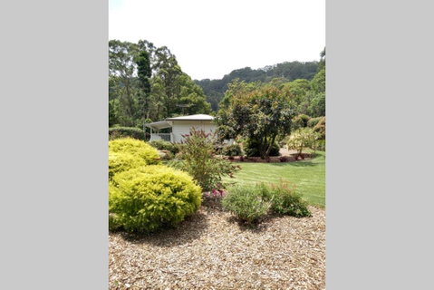 The Greenhouse - Accommodation VIC 3