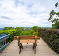 The Hillside House - Accommodation VIC