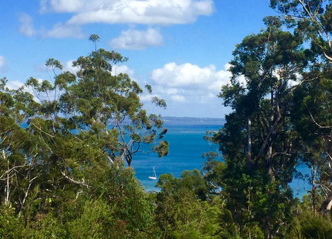 The Holiday House - Accommodation VIC 2