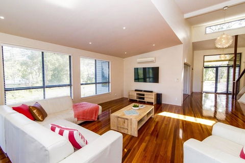 The Holiday House - Accommodation VIC 1