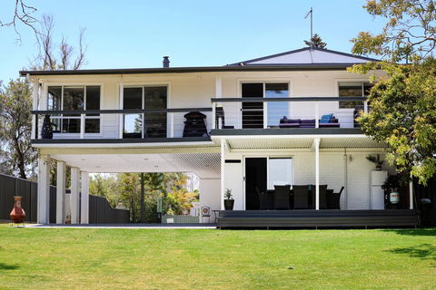 The Jetty At Culburra Beach - Pet Friendly Waterfront - Accommodation VIC 0