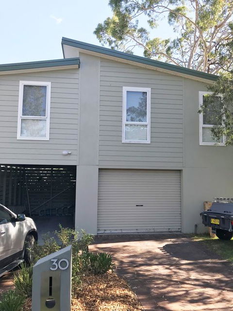 The Lake Guesthouse - Accommodation VIC 3