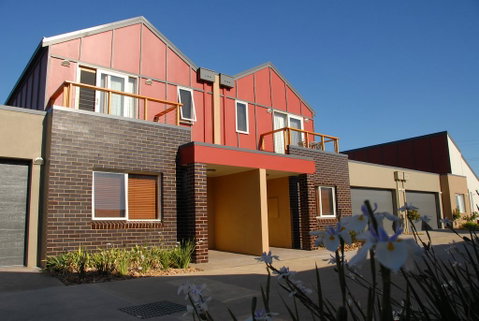 The Lakes Apartments - Accommodation VIC 0