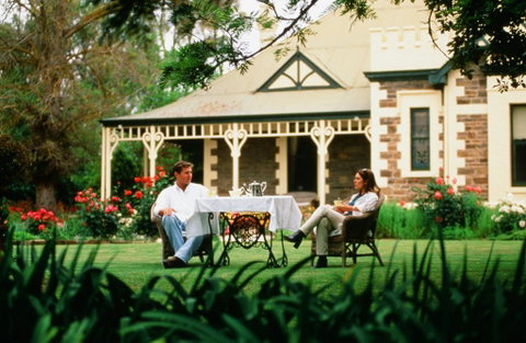 The Lodge Country House - Accommodation VIC 0