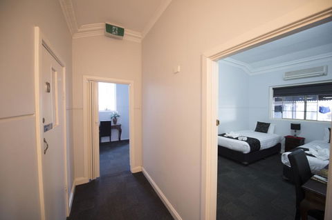 The Old Convent Dalwallinu - Accommodation VIC 3