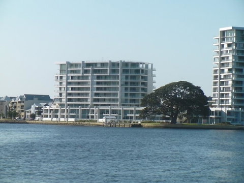 The Point Mandurah Apartment - Accommodation VIC 0