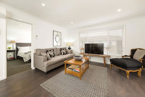 The Provincial - Central & Sophisticated - Accommodation VIC 2