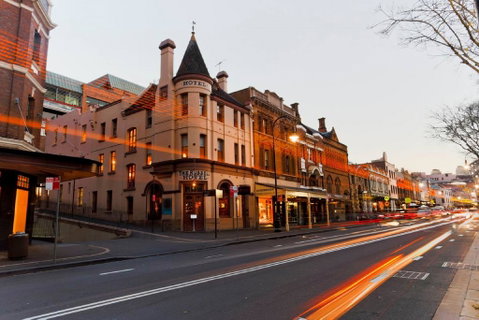 The Russell Hotel - Accommodation VIC 3