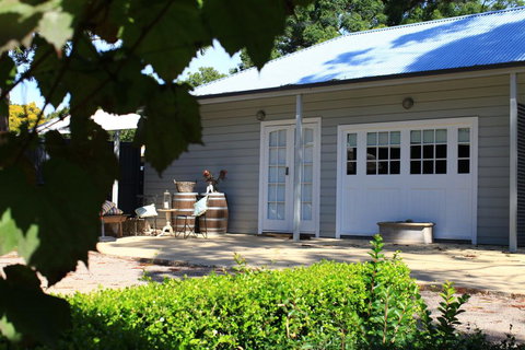 The Villa - Accommodation VIC 0