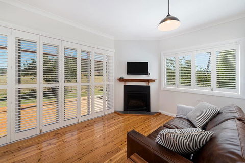 Toms Cottage - Wilgowrah -A Country Escape - Accommodation VIC 2